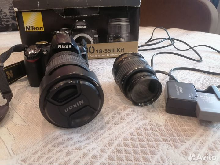 Продам фотоаппарат nikon D3000
