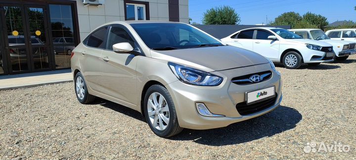 Hyundai Solaris 1.4 AT, 2011, 229 000 км