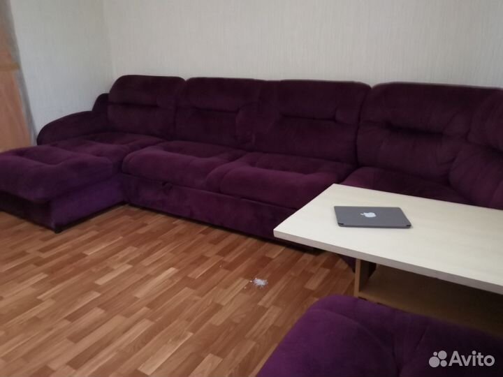 Большой угловой диван бу