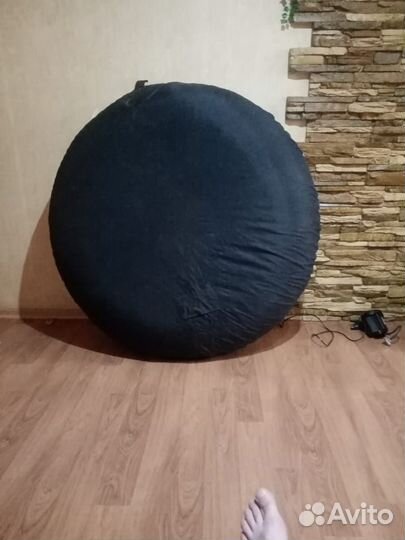 Надувная водная таблетка