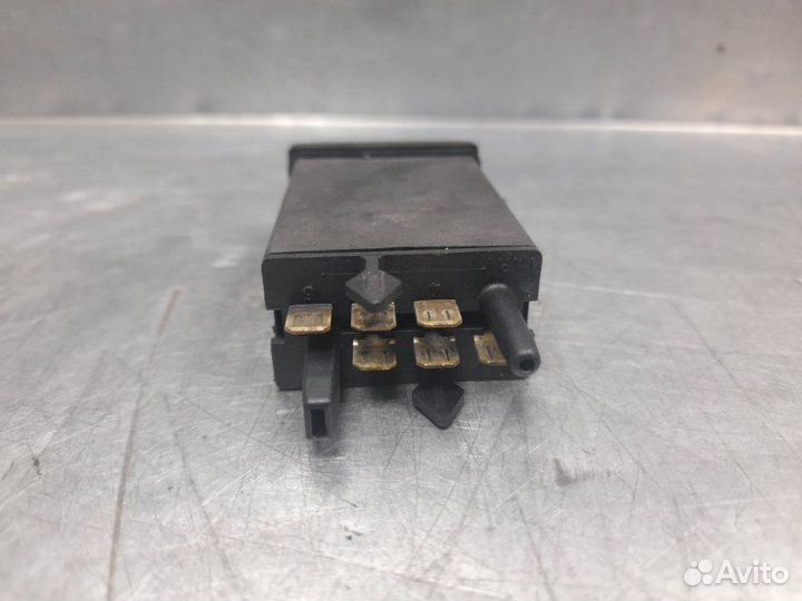 Кнопка обогрева заднего стекла Audi A4 B5