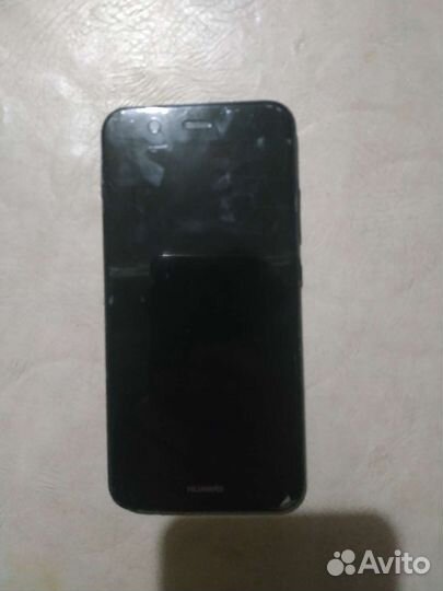 Телефон Huawei