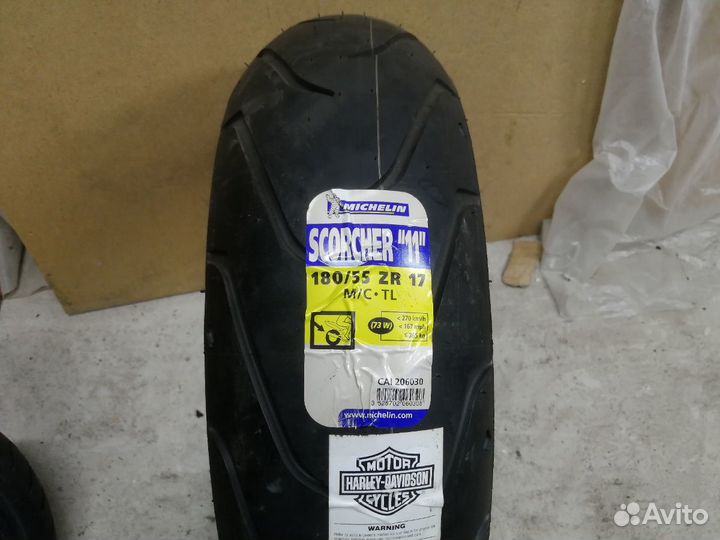 180/55/17 ZR17 michelin scorcher