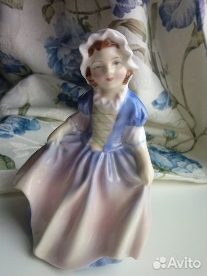 Фарфоровые статуэтки Royal Doulton