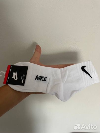 Носки Nike белые unisex