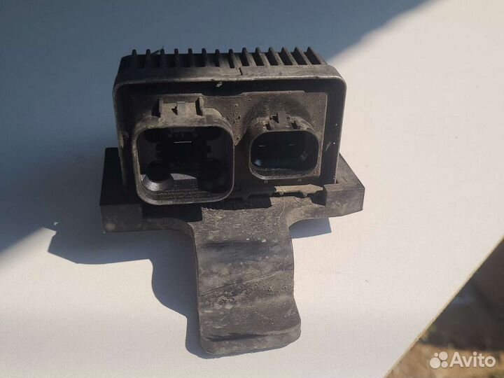 Реле накала свечей Пежо Боксёр