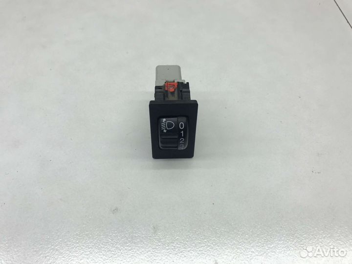 Кнопка регулировки фар Daihatsu Gran Move 2000 г.в