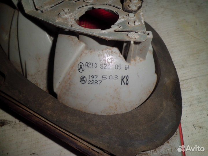 Фонарь задний (Mercedes-Benz E-class)