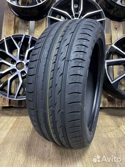 Roadstone N8000 235/35 R19 91Y