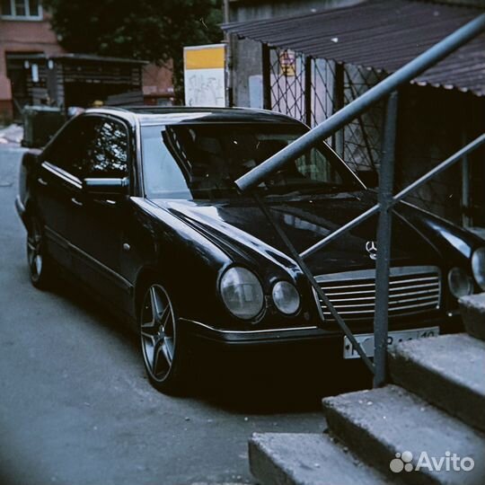 Mercedes-Benz E-класс 2.2 МТ, 1995, 444 444 км