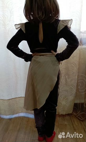 Бархатный гимнастический комбинезон с юбкой