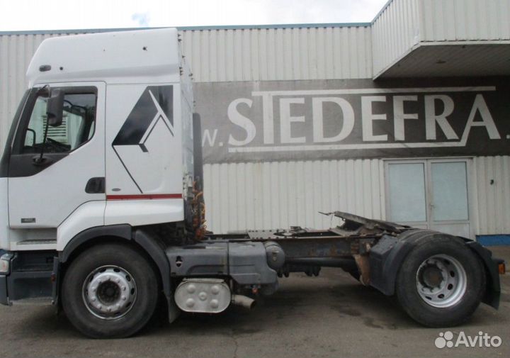 В разборке грузовик Renault, Premium I 1996-2007