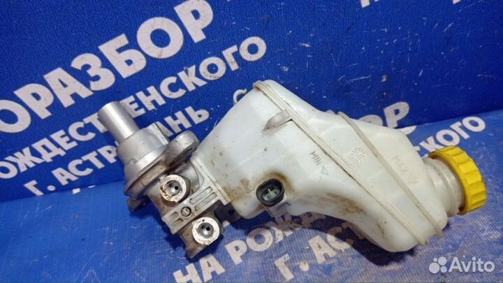 Главный тормозной цилиндр Fiat Linea седан