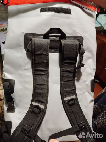 Водонепроницаемый рюкзак