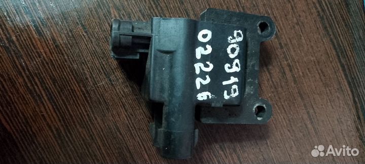 Катушка зажигания toyota corolla 150