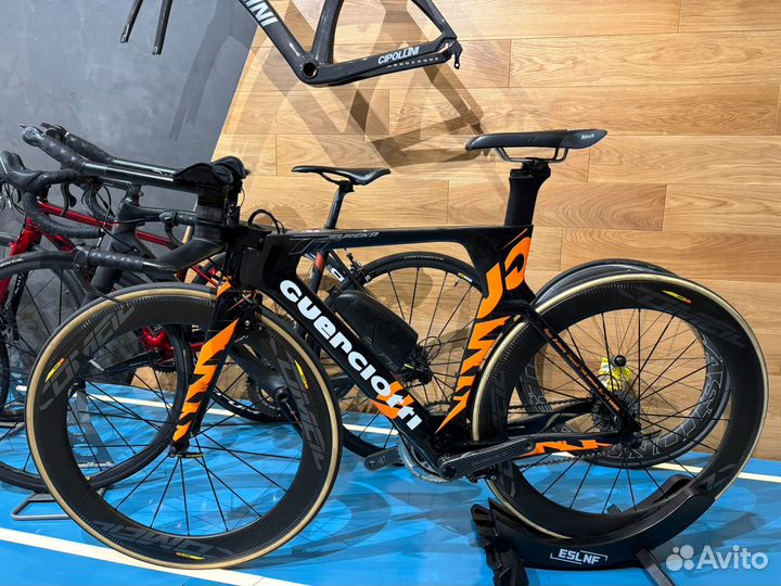 Велосипед для индивидуальной гонки и триатлона Gue