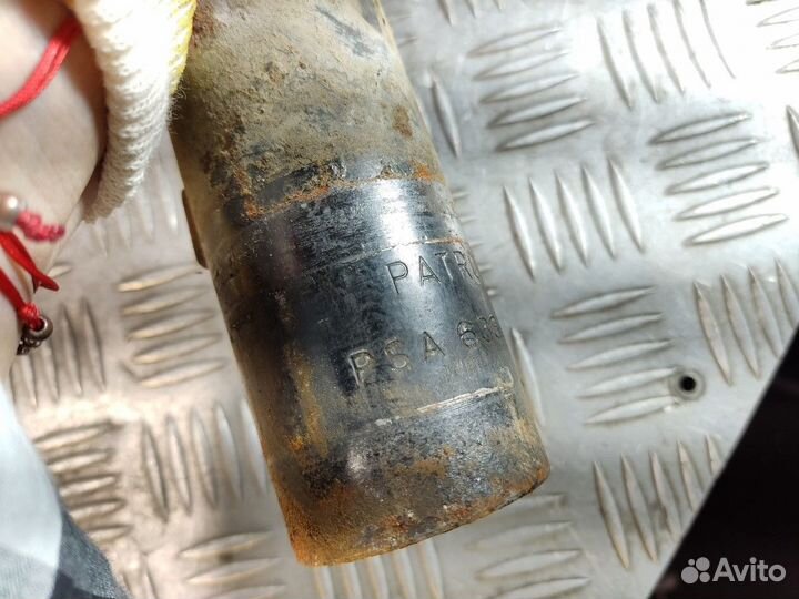 Амортизатор передний левый Peugeot 406 1995-1999