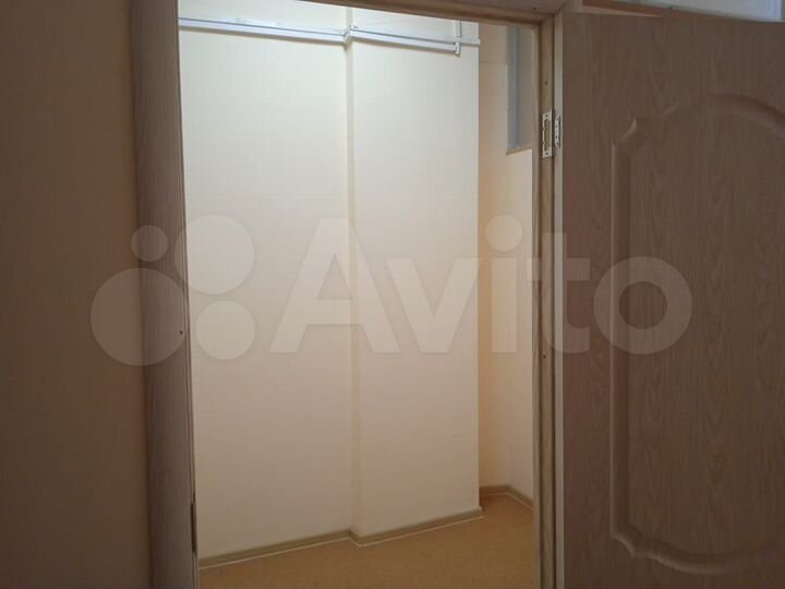 Офисы 50 м² (от 5 м² до 50 м²)