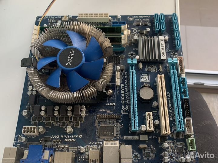 Материнская плата с процессором