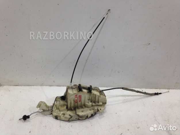 Замок двери задней правой