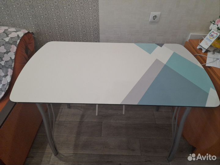 Кухонный стол бу