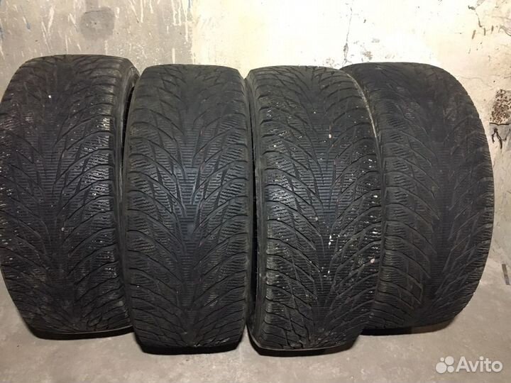 Nokian Tyres Hakkapeliitta R2 225/45 R19