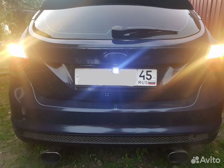 Камера заднего вида в рамке номерного знака