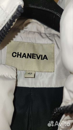 Куртка для девочки подростка