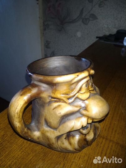 Кружка из глины