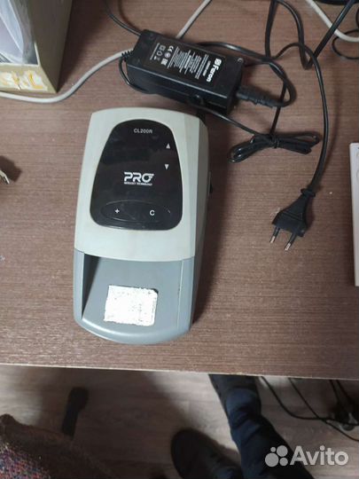 Детектор банкнот PRO CL200R