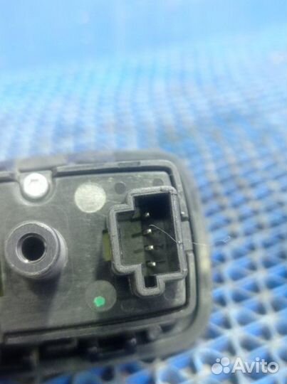 Кнопка стеклоподъемника Mercedes-Benz W169 хэтчбек