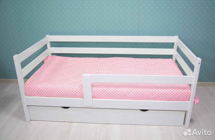 Кроватка из натурального дерева Софа Выкатная с до