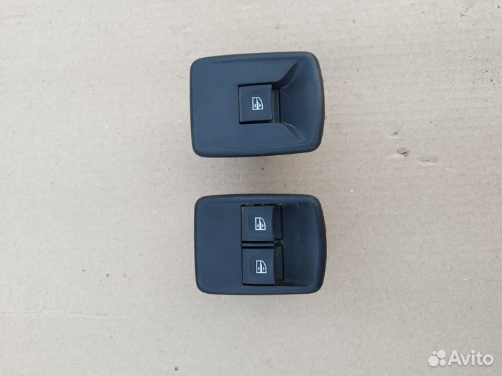 Блок стеклоподъёмников Renault Sandero 2