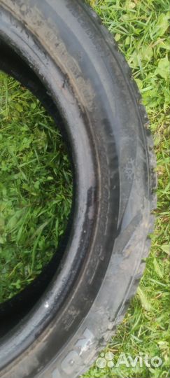 Roadstone Classe Premiere 215/50 R17 95T