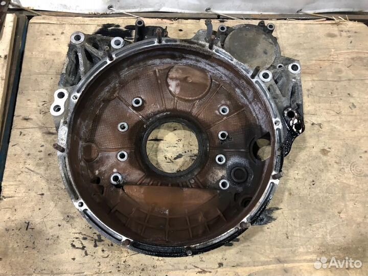 21768996 Кожух маховика Renault T