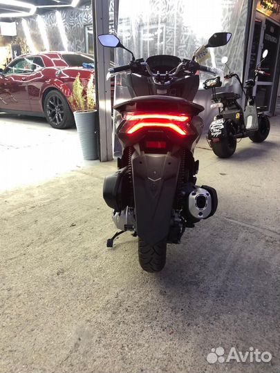 Honda PCX новый