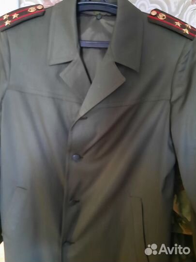 Плащ офицерский. Размер 52