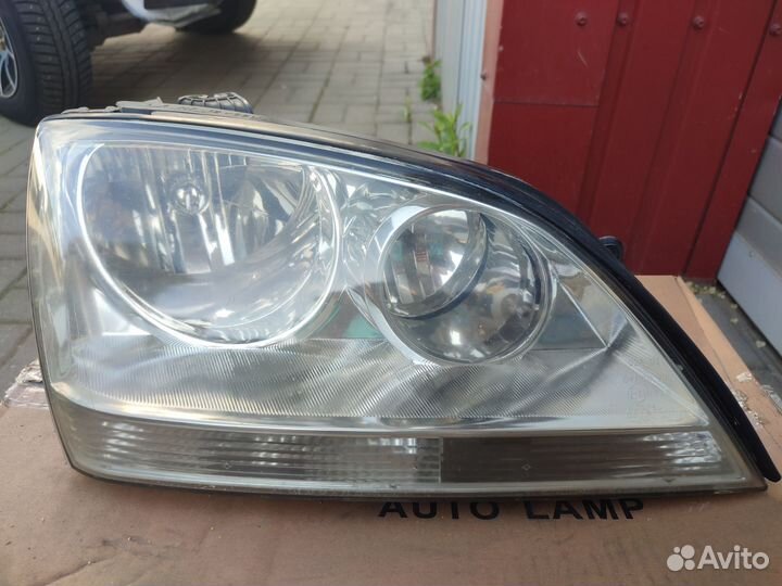 Фара правая Киа sorento