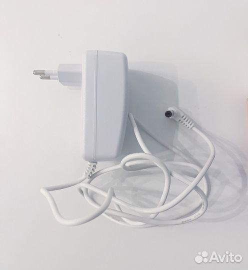 Блок питания (сетевой адаптер) универсальный 5В