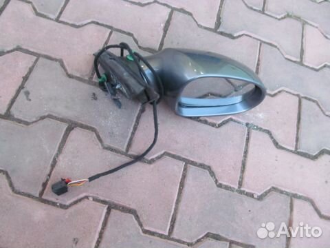 Зеркало правое Volkswagen Passat B6 2006-2011