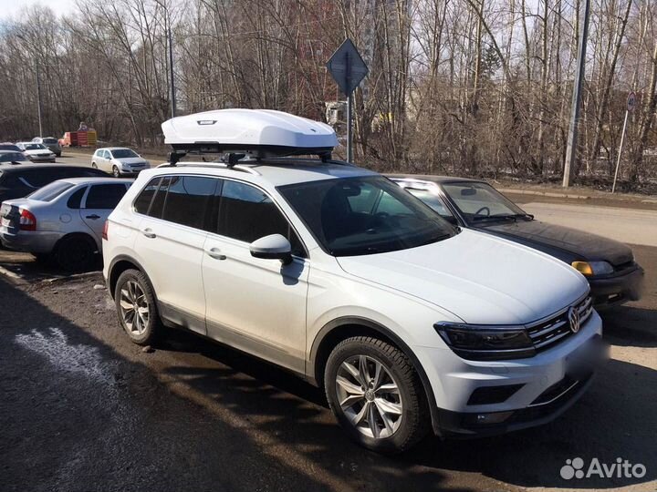 Автобокс на крышу Volkswagen Tiguan. Broomer