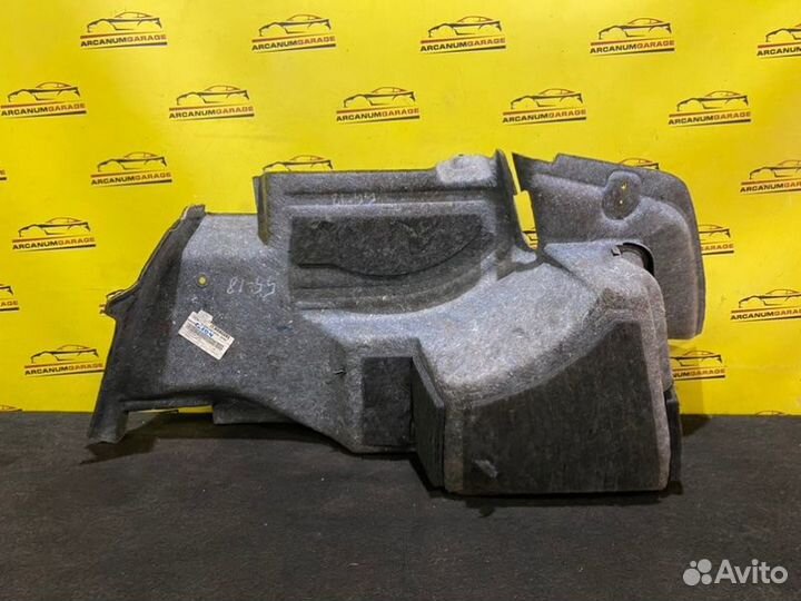 Обшивка багажника левая Mercedes 204 W204