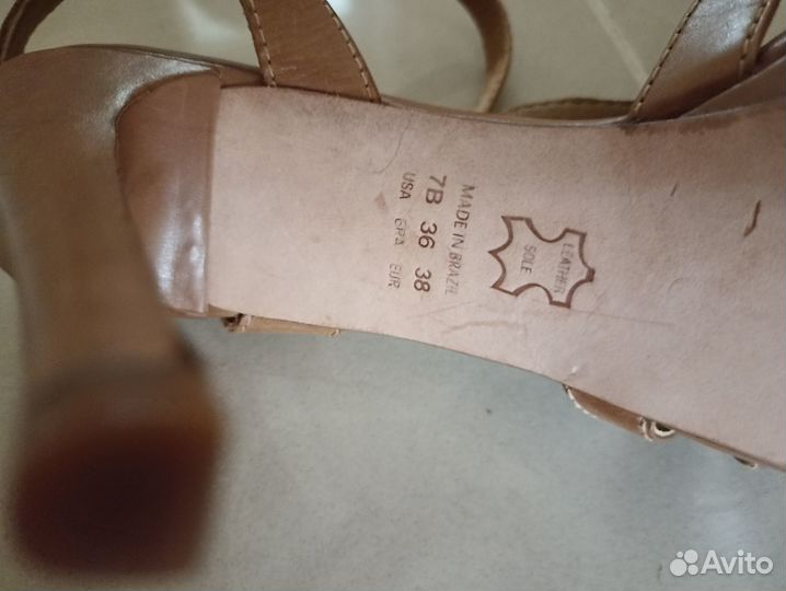 Босоножки женские