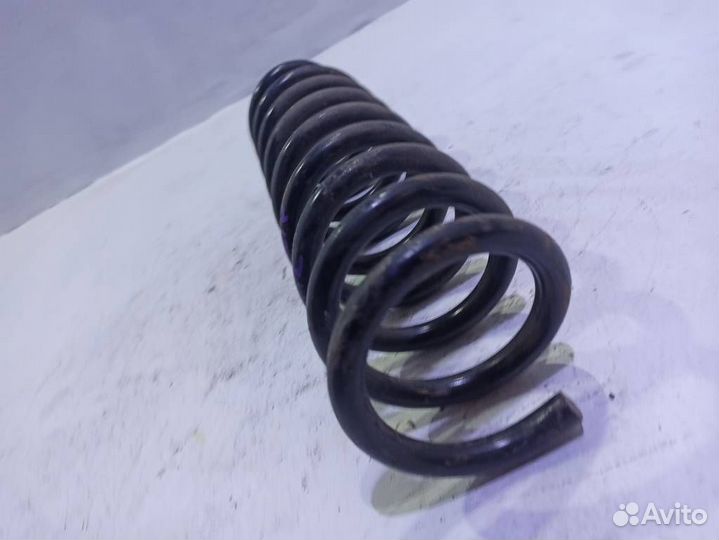 Пружина передняя Мерседес