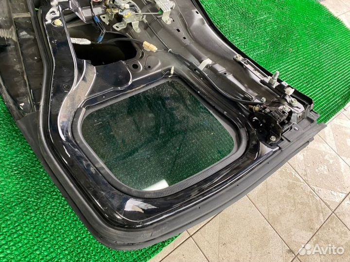 Уплотнитель двери прав. зад. Toyota Fj cruiser