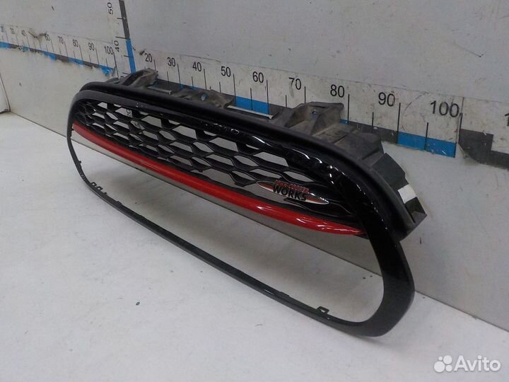Б/У Б/У Решетка радиатора Mini Hatch F55/F56 20