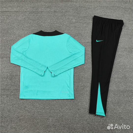 Игровой тренировочный костюм Ливерпуль 2024/2025