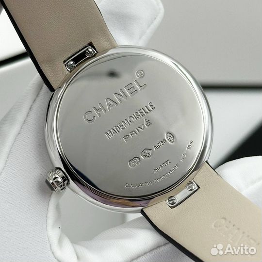 Часы Chanel Mademoisselle Prive