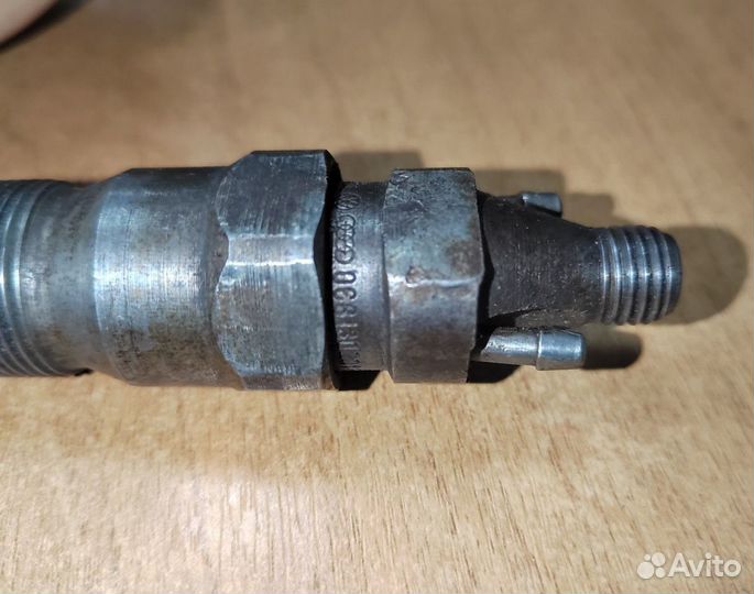 Форсунка дизельная VW Golf 3 / Vento