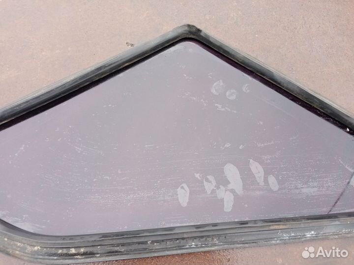 Боковое стекло на ваз 2114